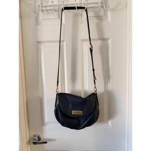 Marc by Marc Jacobs Natasha Crossbody Bag Black Pebbled Leather Gold Hardware